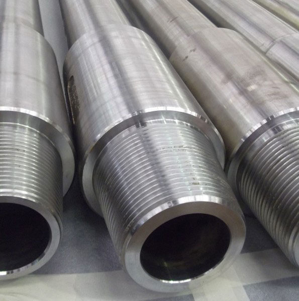 3-1/2 4-1/2 12.75# EU Box x 3-1/2 9.3# EU Pin 4141/L80 457mm Crossover Pour le fonctionnement du raccordement de tuyauterie de puits de pétrole et de gaz