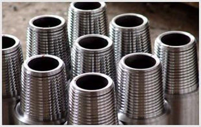3-1/2 4-1/2 12.75# EU Box x 3-1/2 9.3# EU Pin 4141/L80 457mm Crossover Pour le fonctionnement du raccordement de tuyauterie de puits de pétrole et de gaz